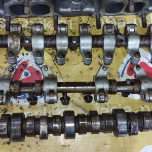 Головка блока Mitsubishi 4G15 Libero CD2V КАРБ. 1 вальня 12 VALVE ДЕФЕКТ РЖАВЧИНА ( M20E ) G15V