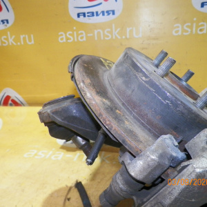 Ступица Toyota AZT241/ZZT241 Caldina зад, прав 2WD ABS.Дисковые тормоза.В сборе с диском и суппортом. 42304-21040.42450-32041.42450-63011.42431-32110.42431-