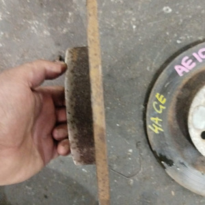 Диск тормозной TOYOTA AE101 R