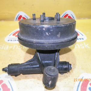 Ступица Toyota AT190/AT191/AT192/ST190/ST191/CT190 Caldina/Carina/Corona зад, прав 2WD Без ABS.5 шпилек.Барабанные тормоза.В сборе с барабаном и колодками.
