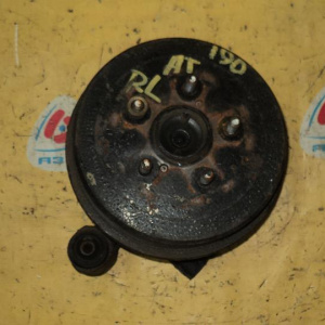 Ступица Toyota AT190/AT191/AT192/ST190/ST191/CT190 Caldina/Carina/Corona зад, лев 2WD Без ABS.Барабанные тормоза. 5 шпилек.В сборе с барабаном и колодками.
