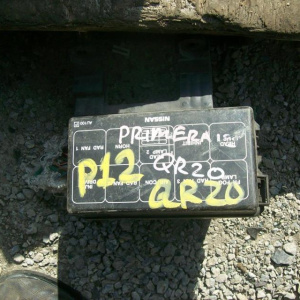 Блок предохранителей NISSAN Primera P12 QR20 реле