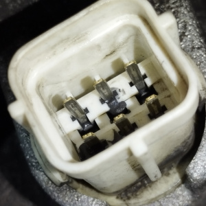 АКПП Mazda Z5/BP 2WD 4 ступ., с тросиком, селектор сверху, с приводом спид. Familia/323 BHALP