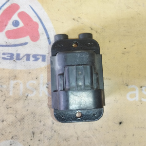 Катушка зажигания Mazda FP/FS Capella GW8W Old выносная. / FP391810XC / FP391810XB