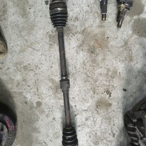 Привод Mitsubishi N61W/N84W перед, прав ABS (дефект пыльника)