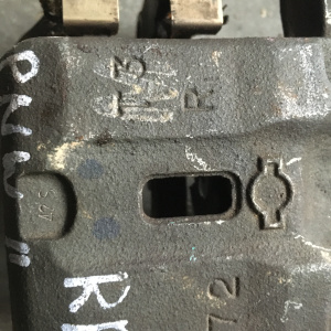 Суппорт NISSAN W11 зад, прав