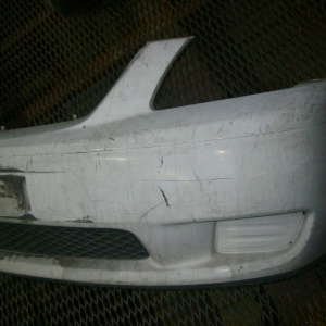 Бампер Mazda MPV LW5W '1999-2002 перед без тум.