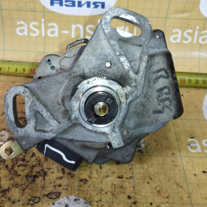 Трамблер Honda D14A8 Civic 7 конт. ДЕФЕКТ КРЫШКИ 30100-P1J-E01