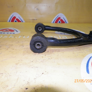 Рычаг TOYOTA GX110/JZX110/JCG10/JCG11/JZS171/JZS175/GS171/SXE10/GXE10/JCE10 перед, лев в