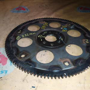 Маховик Toyota 3S-FE/4S-FE Lite Ace Noah/Town Ace Noah SR40/SR50/SX80/SX90/SX100/SXS11 a/t диамерт по центрам болтов 232/68 мм. 32101-22041