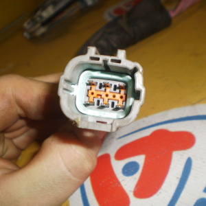 Стеклоподъемник NISSAN Skyline R34 перед, прав Sedan (6 контактов)