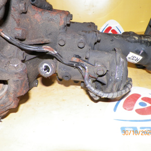 Редуктор Toyota VZN185 Hilux Surf '2000- F 43/10 Вакуумное включение (R37)