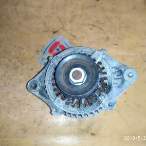 Генератор Suzuki M13A/M15A/M18A Swift/Aerio HT51S/RB21S/RD51S 3 конт., овальный разъем, 4 ручейка / 9762211-260 / 102211-2600