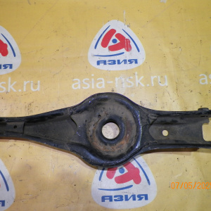 Рычаг SUZUKI TD54W/TD94W/TDA4W Escudo/Grand Vitara зад, прав н поперечный под пружину.