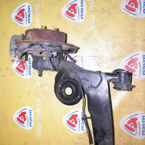 Балка Toyota ACM26 Ipsum ABS DISK  в сборе R