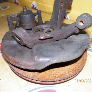 Ступица TOYOTA SXA10/SXA11/SXA15/SXA16 Rav4 перед, прав 2WD/4WD ABS. В сборе. Диаметр диска-300мм. 43211-42021