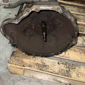 МКПП Nissan TD25/TD27 Atlas/UD 2WD 5 ст., чугунная