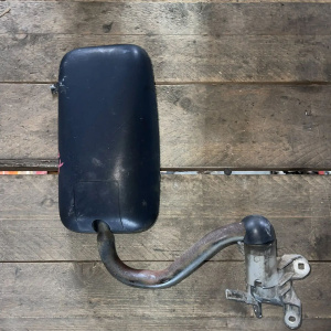 Зеркало Toyota Dyna XZU304 R