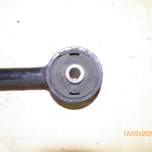 Тяга продольная SUZUKI TA02W/TA52W/TD02W/TD32W/TD52W/TD62W/TD92W/TL52W/TX92W Escudo R в короткие