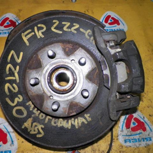 Ступица Toyota ZZT231 Celica 2ZZ-GE перед, прав 2WD ABS. В сборе. Многорычажная подвеска. super strut 43211-20330.