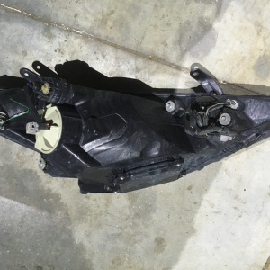 Фара Toyota лев Estima ACR30/ACR40 '2002 хром xenon