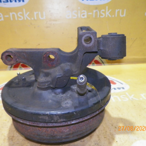 Ступица Toyota ST200/ST208 Carina ED/Corona Exiv зад, прав 2WD Без ABS.Барабанные тормоза. В сборе с барабаном и колодками. 42304-20260.42410-20150.42431-20