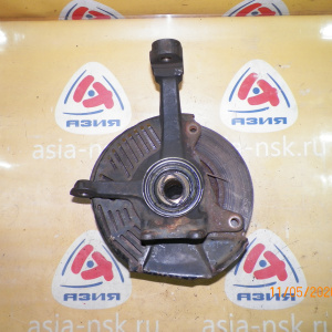 Ступица Toyota CR30/CR36/CR37/YR30/YR36 Town Ace перед, прав 4WD Без суппорта и лока. 43201-28010.43512-28140