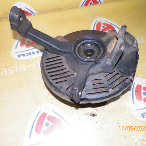 Ступица Toyota CR30/CR36/CR37/YR30/YR36 Town Ace перед, прав 4WD Без суппорта и лока. 43201-28010.43512-28140
