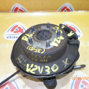 Ступица Toyota SV32/VZV30/VZV32/SV41 Camry/Vista зад, лев 2WD Без ABS.Дисковые тормоза.Суппорт(35-10).В сборе с диском и суппортом. 42305-20070.42450-32010