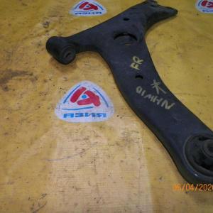Рычаг TOYOTA SV50/SV55/ZZV50/AZV50/AZV55/ZCT10/ZCT15/ACT10/NHW10/NHW11 Vista/Opa/Prius перед, прав 2WD/4WD