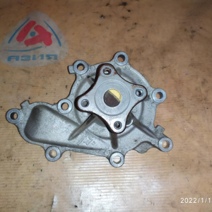 Помпа Nissan YD22-DD/YD22-ETI/YD22-DDT/YD25-DDT Presage Y11/B15/N16/V10/U30/C24/P12/W11/T30 21010AD225