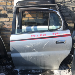 Дверь боковая TOYOTA Nadia SXN10 зад, лев (цена за голое железо)