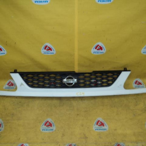 Решетка радиатора NISSAN Serena C24