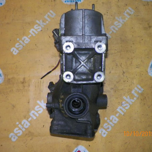 Редуктор TOYOTA SXM15/SXN15/ACN15/ACM15/ACM26/ACR40/MCR40/AZR65/ZRR75/ZZR85/ANH25/ZGM15/ANM15 Nadia/Ipsum/Estima/Voxy R AL. С электромуфтой. 41110-440