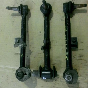Тяга поперечная TOYOTA GX110/JZS170/JCG10 с шаровой 48705-30080