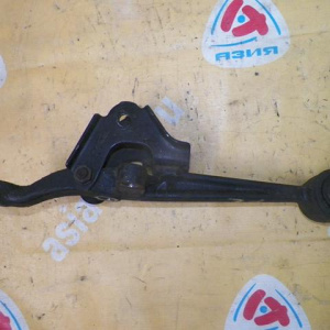 Рычаг Toyota GX110/JCG10/JZS171/SXE10 Mark II/Progres/Crown/Altezza/Verossa перед, лев н прямой