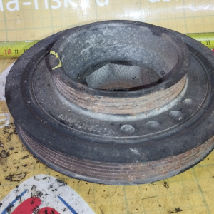 Шкив коленвала Honda F22B/F22B3 Accord/Odyssey CD5/RA1/RA2 ДЕФЕКТ СКОЛЫ диаметр 30/107/180 мм. 4+6 ручейков 13810-P0A-003