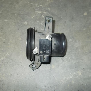 Расходомер TOYOTA NZE140