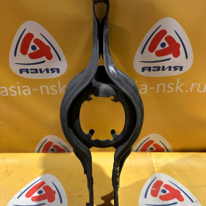 Рычаг HONDA RF1/RF2/RH1/RH2/RA6/RA7 Stepwgn зад, прав н попер под пружину 52355-SX0-020