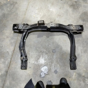 Балка HONDA RA6/RA7 Odyssey F 2WD/4WD поперечная под рамку радиатора 50250-S3N-000