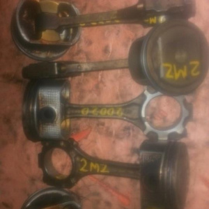 Поршень с шатуном TOYOTA 2MZ-FE диаметр 49/22мм.