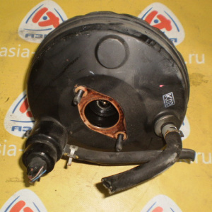 Вакуумный усилитель TOYOTA SCP10 Vitz с датч. 44610-52010