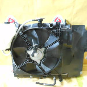 Радиатор охлаждения NISSAN K12/Z11/E11 March /Cube /Note a/t