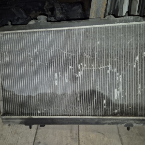 Радиатор охлаждения MITSUBISHI CQ2A Dingo '2001 a/t