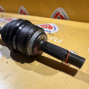 Привод Mitsubishi CQ2A 4G15 перед, прав 4WD ABS ДЕФЕКТ ПЫЛЬНИКА MR498478