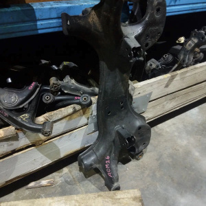 Балка TOYOTA ACM26 Ipsum F 4WD поперечная