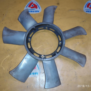 Крыльчатка Suzuki H27A/H25A/J20A Escudo TD51W/TX92W диаметр по центрам болтов 153 мм.