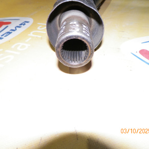 Кардан Suzuki TA02W/TA52W/TD02W/TD52W/TD62W/TL52W/TJ52W/TX92W Escudo J20A F 4WD Длинна по центрам креставин-60.5 см.