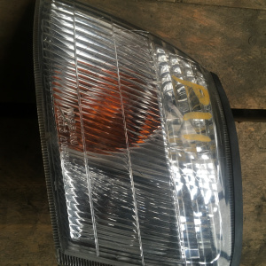 Габарит NISSAN L Primera P11 '1997- дефект стекла