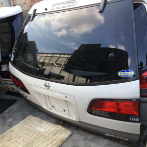 Дверь задняя NISSAN Avenir Salut W11 вст.226-24844